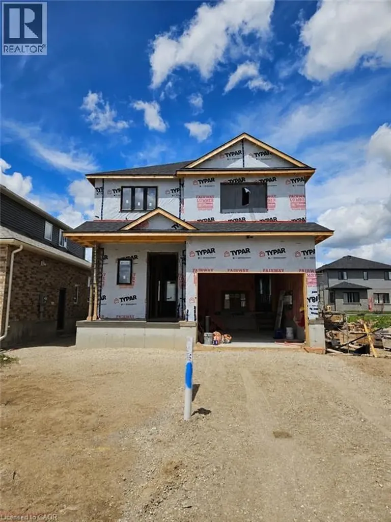 44 Weymouth Street Elmira ON N3B 0G3