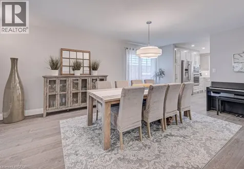 387 Stillmeadow Circle Waterloo ON N2L 5M1
