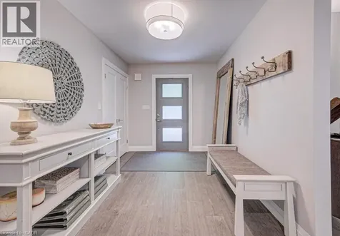 387 Stillmeadow Circle Waterloo ON N2L 5M1