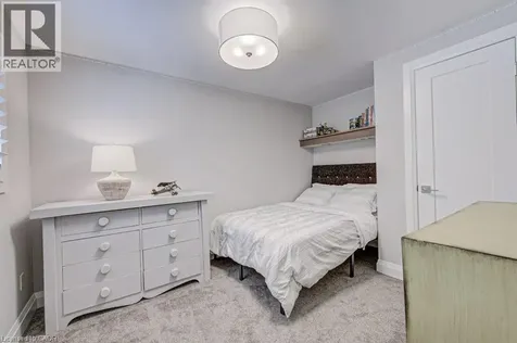 387 Stillmeadow Circle Waterloo ON N2L 5M1