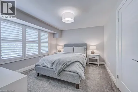 387 Stillmeadow Circle Waterloo ON N2L 5M1