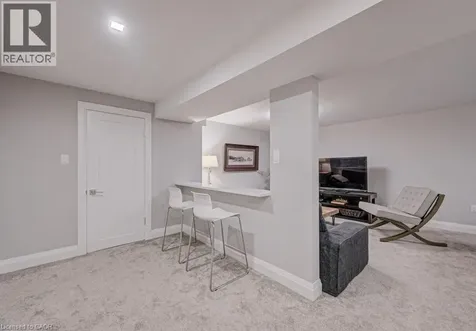 387 Stillmeadow Circle Waterloo ON N2L 5M1