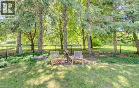 387 Stillmeadow Circle Waterloo ON N2L 5M1