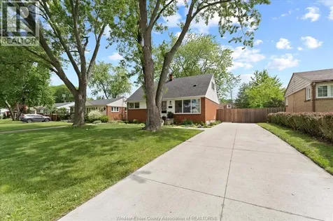 3078 Rockwell Boulevard Windsor ON N9E 2A5