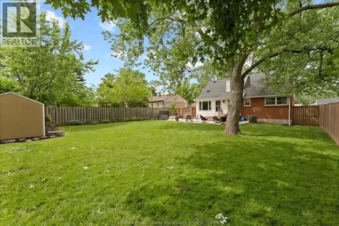 3078 Rockwell Boulevard Windsor ON N9E 2A5
