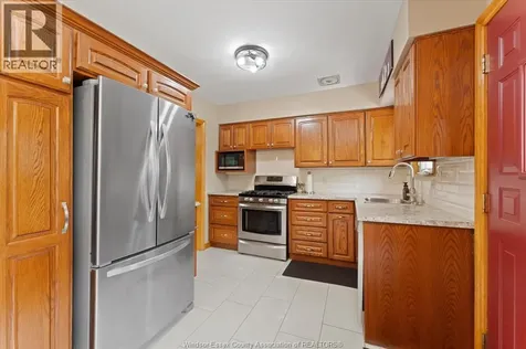 3078 Rockwell Boulevard Windsor ON N9E 2A5