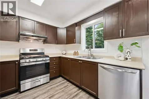 600 White Elm Boulevard Waterloo ON N2V 2V2