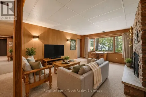 54 Lackie Crescent Tiny ON L0L 2J0