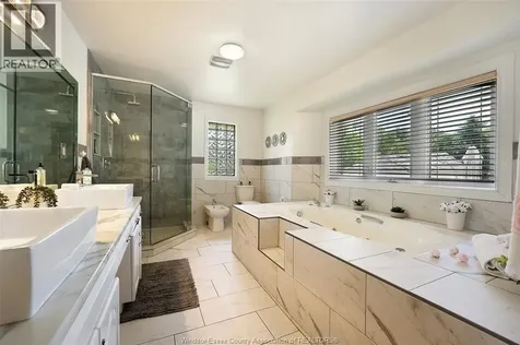 12339 Funaro Crescent Tecumseh ON N9K 1B2