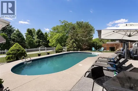 12339 Funaro Crescent Tecumseh ON N9K 1B2