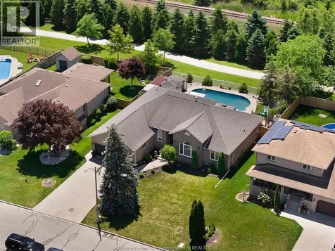 12339 Funaro Crescent Tecumseh ON N9K 1B2