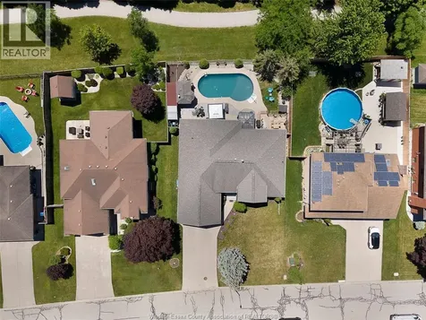 12339 Funaro Crescent Tecumseh ON N9K 1B2