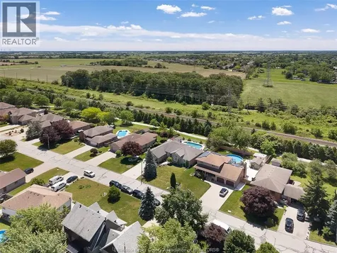 12339 Funaro Crescent Tecumseh ON N9K 1B2