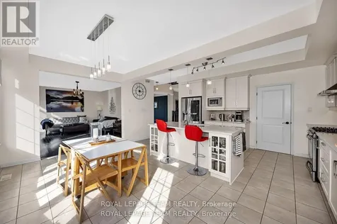 200 Kinloch Court Ottawa ON K2J 5S9