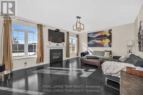 200 Kinloch Court Ottawa ON K2J 5S9