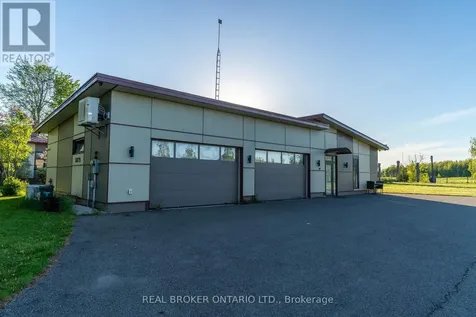 5879 Leitrim Road Ottawa ON K0A 1K0