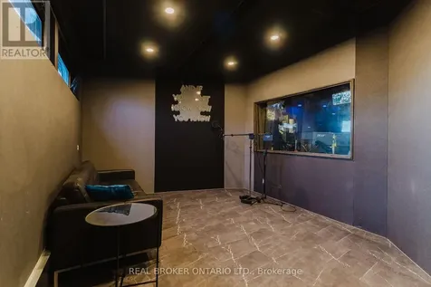 5879 Leitrim Road Ottawa ON K0A 1K0