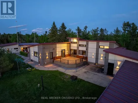 5879 Leitrim Road Ottawa ON K0A 1K0
