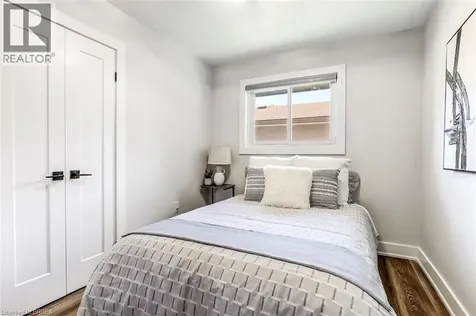 22 Kensington Avenue Brantford ON N3R 3N7