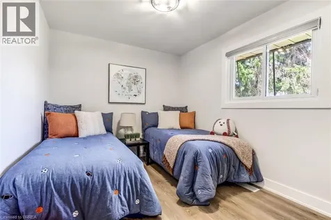 22 Kensington Avenue Brantford ON N3R 3N7
