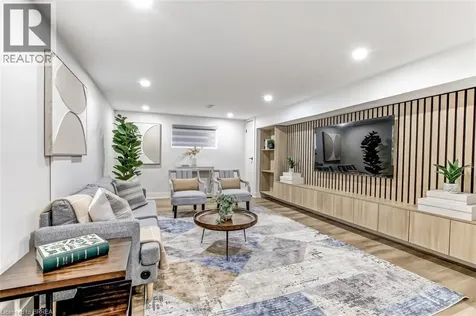 22 Kensington Avenue Brantford ON N3R 3N7