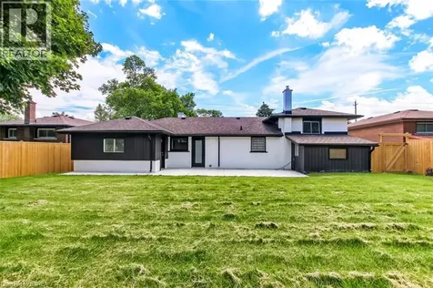 22 Kensington Avenue Brantford ON N3R 3N7