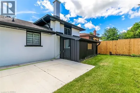 22 Kensington Avenue Brantford ON N3R 3N7