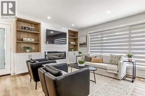 22 Kensington Avenue Brantford ON N3R 3N7