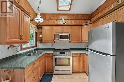 287 Doc Evans Road North Kawartha ON K0L 1A0