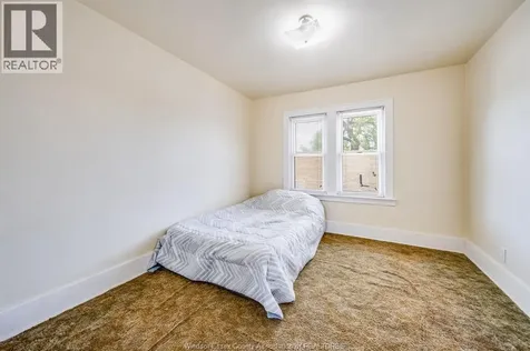 324 Parent Avenue Windsor ON N9A 2B8