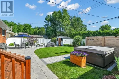 943 Arkell Street Ottawa ON K2B 5R2