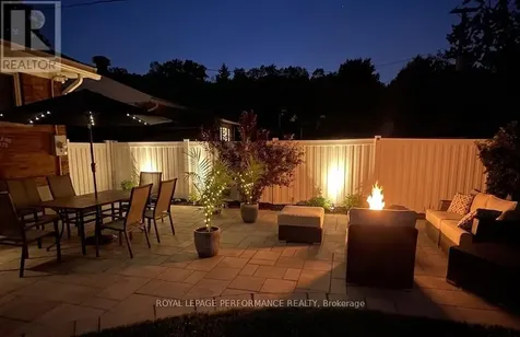 943 Arkell Street Ottawa ON K2B 5R2