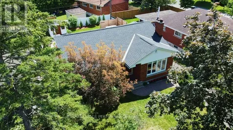 943 Arkell Street Ottawa ON K2B 5R2
