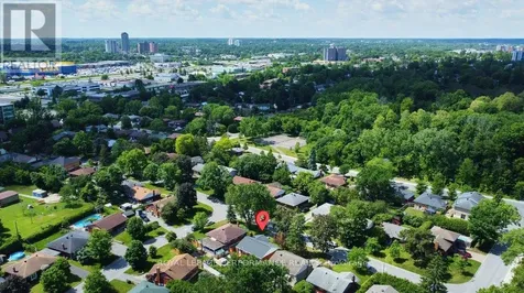 943 Arkell Street Ottawa ON K2B 5R2