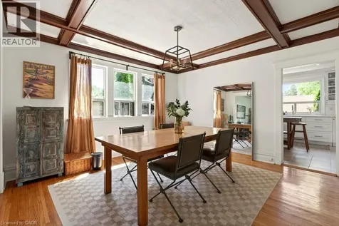 152 London Street South Hamilton ON L8K 2G7