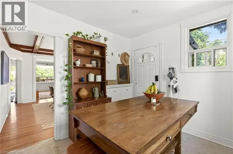 152 London Street South Hamilton ON L8K 2G7