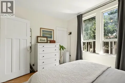 152 London Street South Hamilton ON L8K 2G7