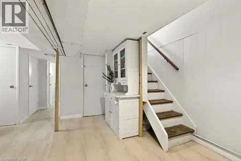 152 London Street South Hamilton ON L8K 2G7
