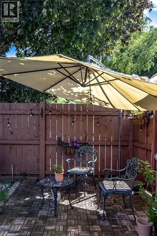 152 London Street South Hamilton ON L8K 2G7