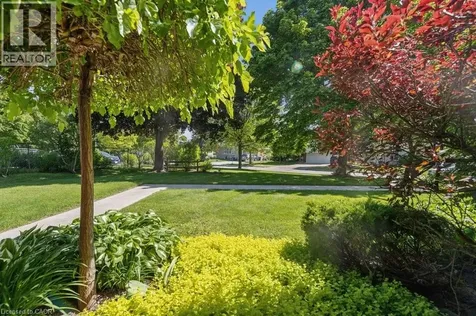 279 Sandowne Drive Waterloo ON N2K 2C1