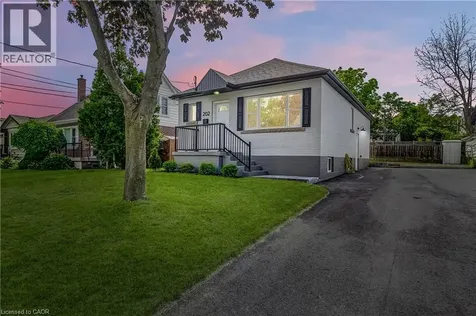 202 Erindale Avenue Hamilton ON L8K 4R7