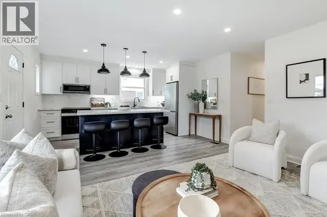 202 Erindale Avenue Hamilton ON L8K 4R7
