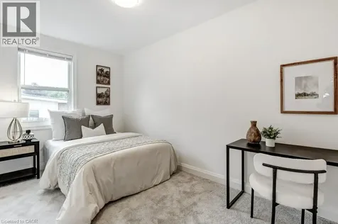 202 Erindale Avenue Hamilton ON L8K 4R7