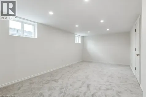 202 Erindale Avenue Hamilton ON L8K 4R7