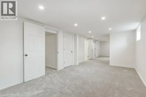 202 Erindale Avenue Hamilton ON L8K 4R7