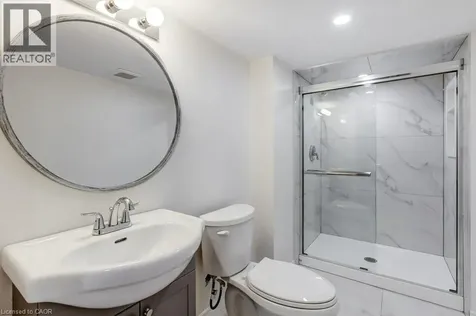202 Erindale Avenue Hamilton ON L8K 4R7