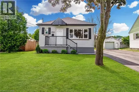202 Erindale Avenue Hamilton ON L8K 4R7