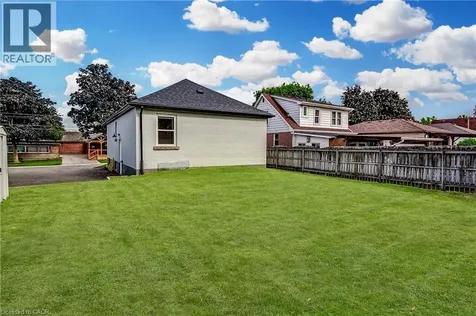 202 Erindale Avenue Hamilton ON L8K 4R7