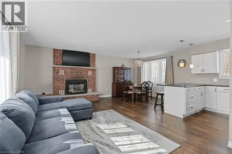 218 Arris Crescent Mitchell ON N0K 1N0