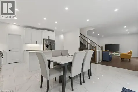 209 Jeffrey Place Kitchener ON N2C 0C2